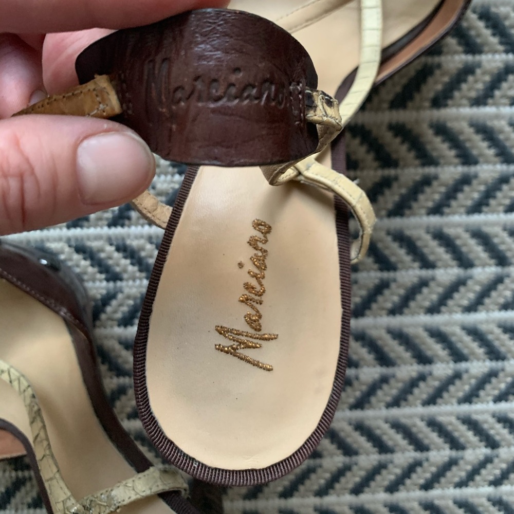 Vintage Marciano platform stiletto - Picture 5 of 7